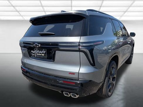 New 2026 Chevrolet Traverse RS w/ LPO, Floor Liner Package FWD image 34