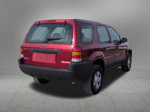 Used 2004 Ford Escape XLS image 6
