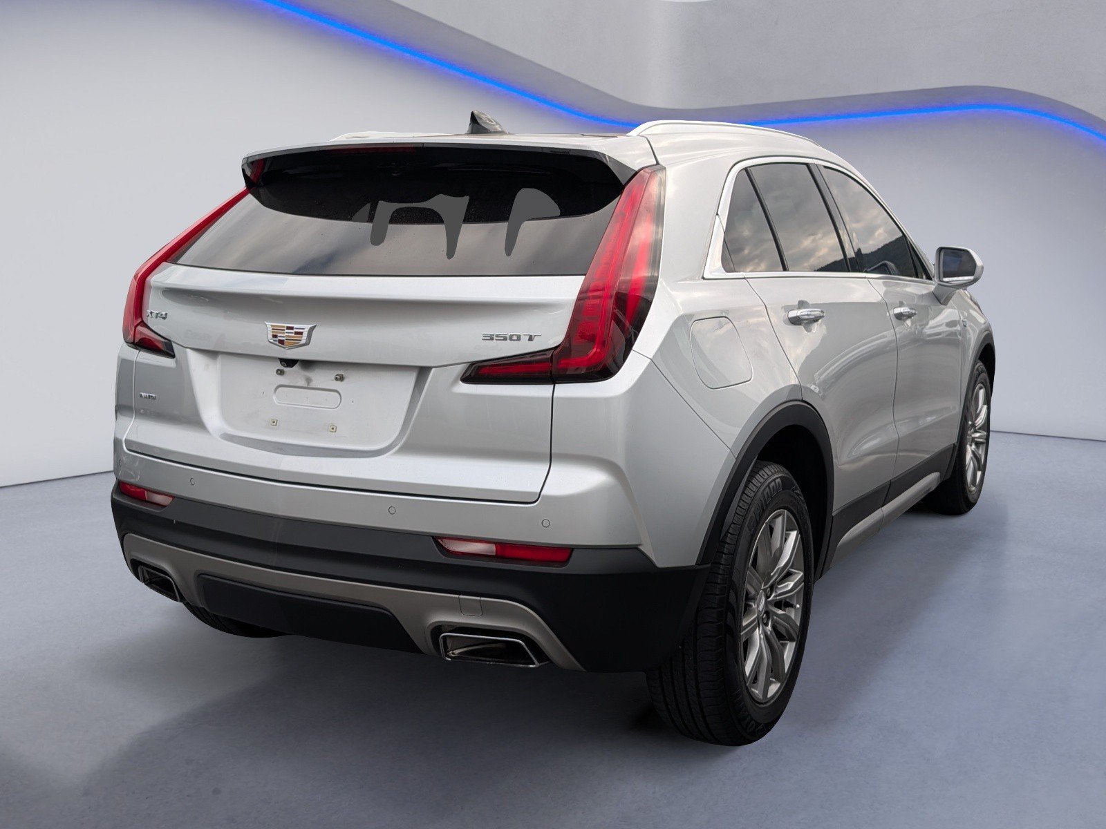 Used 2020 Cadillac XT4 Premium Luxury w/ Driver Awareness Package AWD/4WD image 8