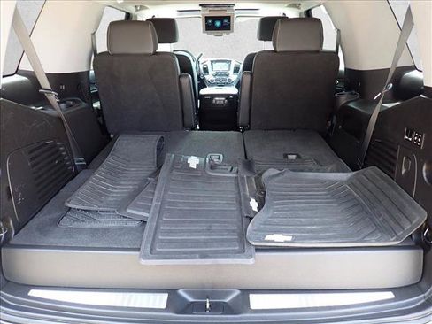Used 2019 Chevrolet Tahoe Premier AWD/4WD image 9