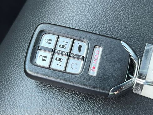 Used 2023 Honda Odyssey Sport image 34