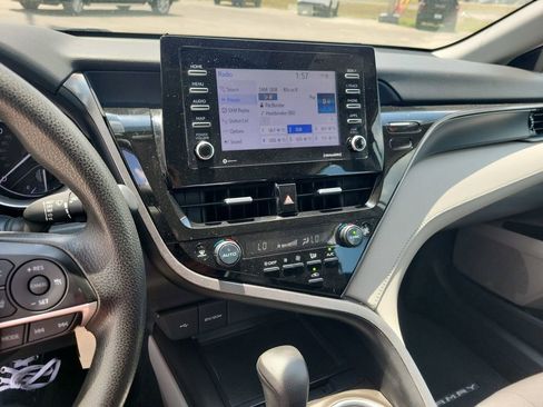 Used 2023 Toyota Camry LE image 12