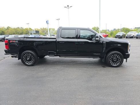 Certified 2025 Ford F250 Platinum image 11