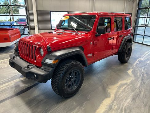 Used 2019 Jeep Wrangler Unlimited Sport AWD/4WD image 32