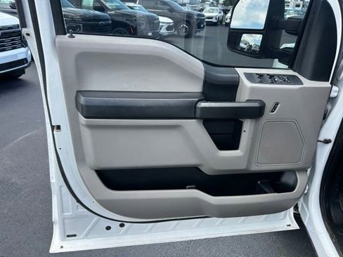 Used 2019 Ford F350 XL w/ Power Equipment Group RWD image 12