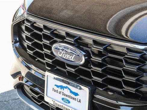 New 2024 Ford Escape ST-Line w/ Equipment Group 301A image 9