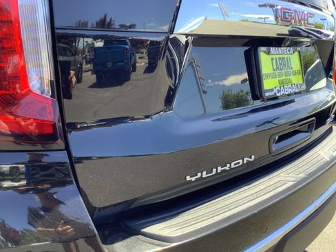 Used 2023 GMC Yukon SLT AWD/4WD image 44