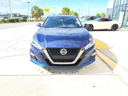 Used 2022 Nissan Altima 2.5 SR FWD image 10