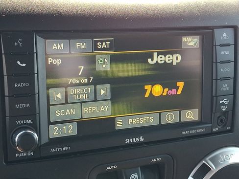 Used 2015 Jeep Wrangler Sahara w/ Connectivity Group AWD/4WD image 17
