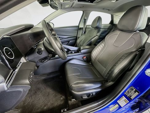 Used 2021 Hyundai Elantra Limited FWD image 29