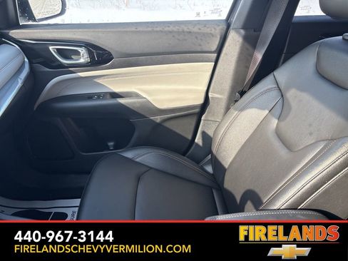 Used 2024 Jeep Compass Limited image 15