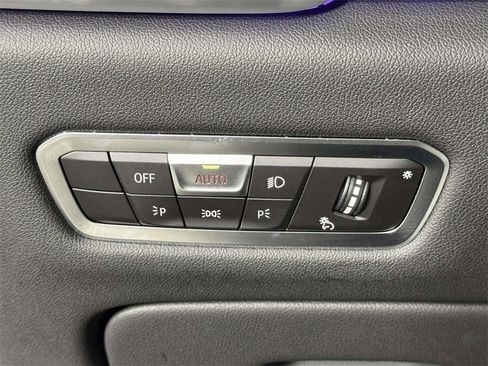 Used 2023 BMW X5 xDrive45e w/ Executive Package image 19