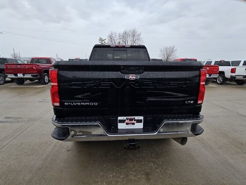 Certified 2024 Chevrolet Silverado 3500 LTZ w/ LTZ Plus Package image 5