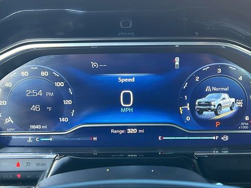 Certified 2025 Chevrolet Silverado 1500 LT Trail Boss w/ Convenience Package II image 29