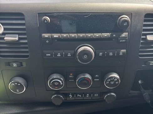 Used 2014 Chevrolet Silverado 2500 LT w/ Z71 Appearance Package image 14