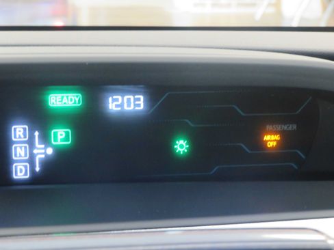 Used 2018 Toyota Prius Prime Premium FWD image 36