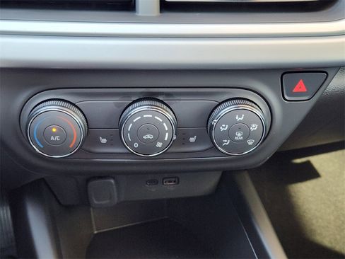 New 2026 Chevrolet Trax RS w/ Sunroof Package image 14