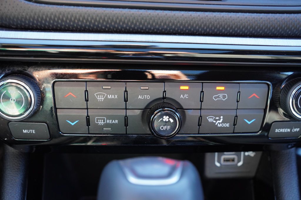 Certified 2023 Jeep Compass Trailhawk w/ Sun and Sound Group AWD/4WD image 28
