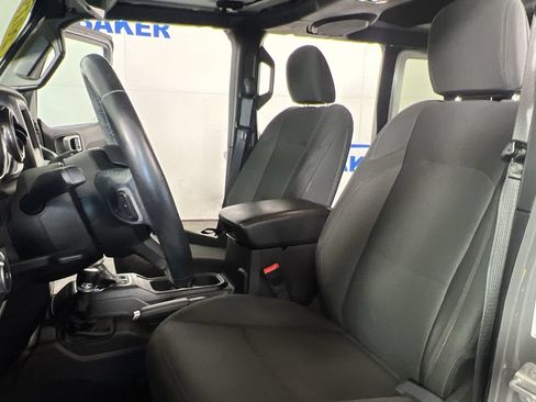Used 2019 Jeep Wrangler Unlimited Sport AWD/4WD image 19