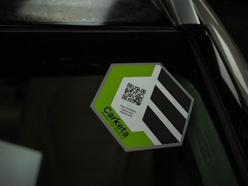 Used 2019 Mercedes-Benz GLC 300 4MATIC w/ Parking Assistance Package image 31