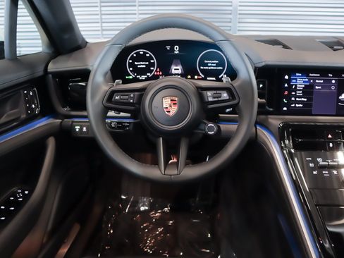 New 2026 Porsche Panamera 4 AWD/4WD image 15