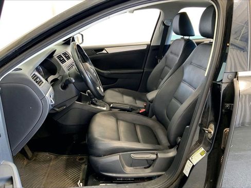 Used 2012 Volkswagen Jetta TDI image 15
