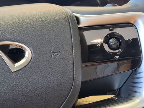 Used 2026 INFINITI QX80 Pure AWD/4WD image 27