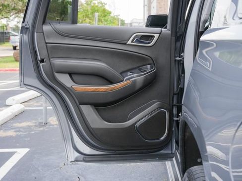 Used 2020 GMC Yukon Denali RWD image 34