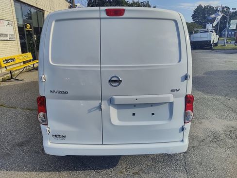 Used 2019 Nissan NV200 SV w/ Navigation Package FWD image 7
