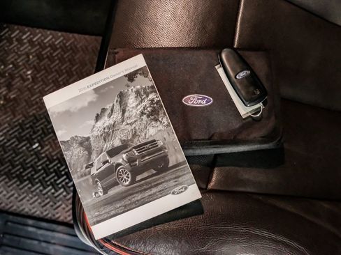 Used 2016 Ford Expedition EL King Ranch image 64