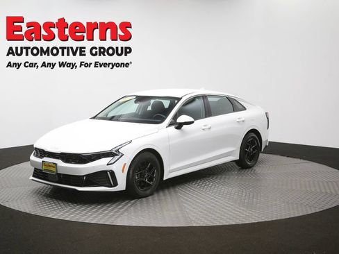Used 2025 Kia K5 LXS FWD image 55