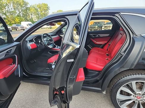 Used 2021 Jaguar F-PACE R-Dynamic S AWD/4WD image 10