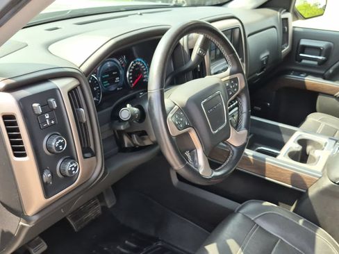 Used 2018 GMC Sierra 1500 Denali w/ Denali Ultimate Package AWD/4WD image 10