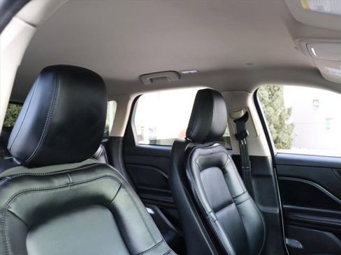 Used 2023 Lincoln Corsair FWD image 8