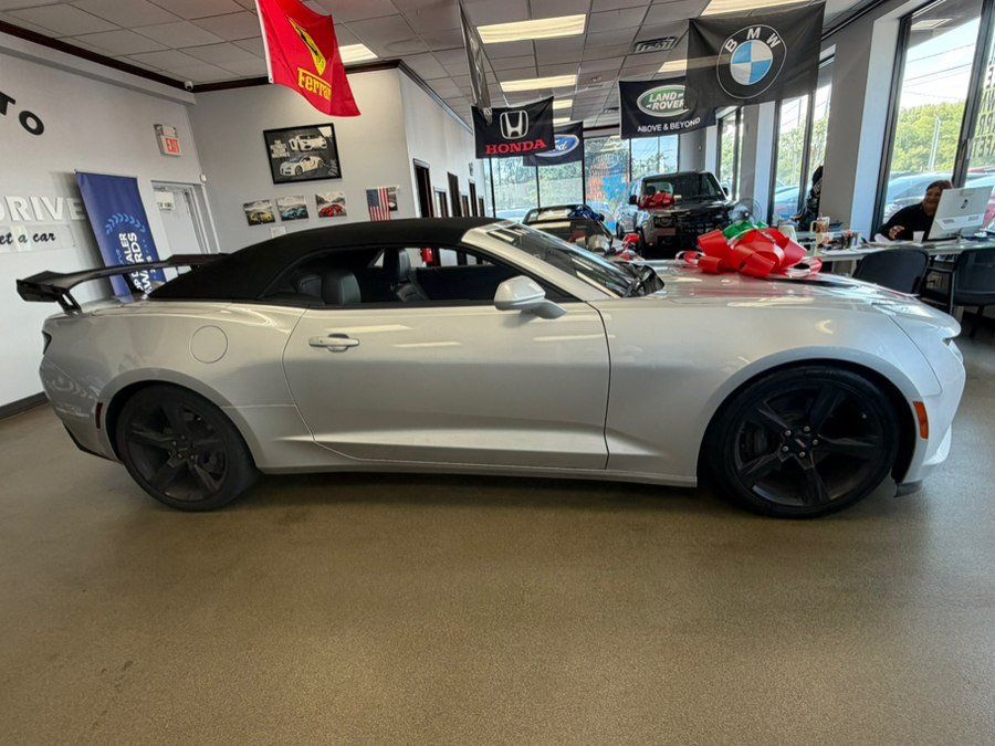 Used 2018 Chevrolet Camaro SS RWD image 51