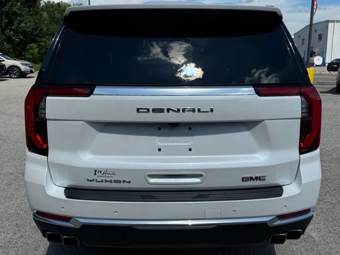 Used 2025 GMC Yukon XL Denali w/ Sun & Power Step Package AWD/4WD image 6