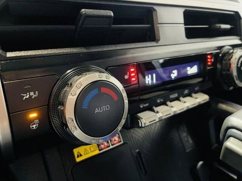 Used 2025 Toyota 4Runner TRD Sport AWD/4WD image 30