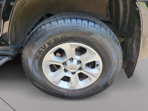 Used 2022 Toyota 4Runner SR5 AWD/4WD image 16