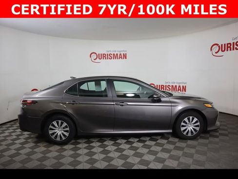 Used 2024 Toyota Camry LE FWD image 11
