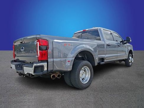 Used 2024 Ford F350 XLT AWD/4WD image 3