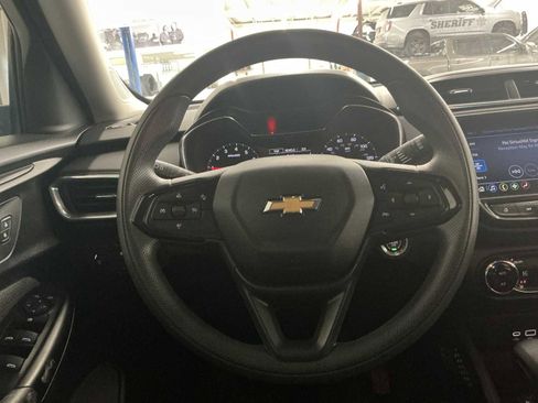 Used 2023 Chevrolet TrailBlazer LT w/ Convenience Package image 8