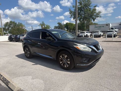Used 2016 Nissan Murano SV FWD image 3