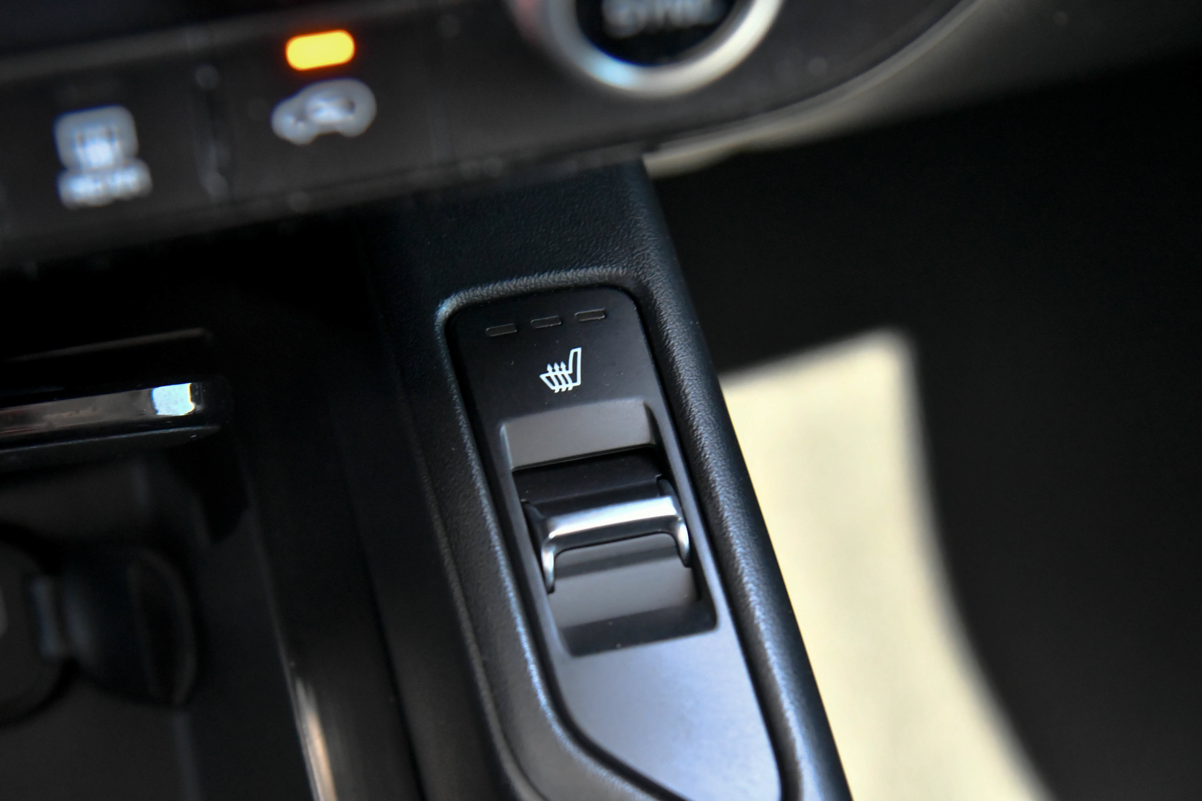 Used 2022 Kia Telluride S FWD image 28
