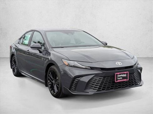New 2026 Toyota Camry SE image 8