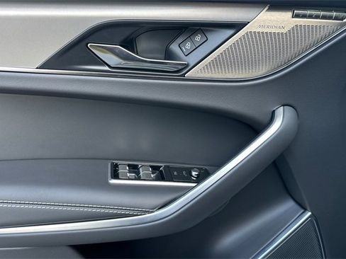 New 2026 Jaguar F-PACE R-Dynamic S image 10