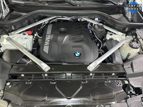 Used 2025 BMW X5 xDrive40i image 9