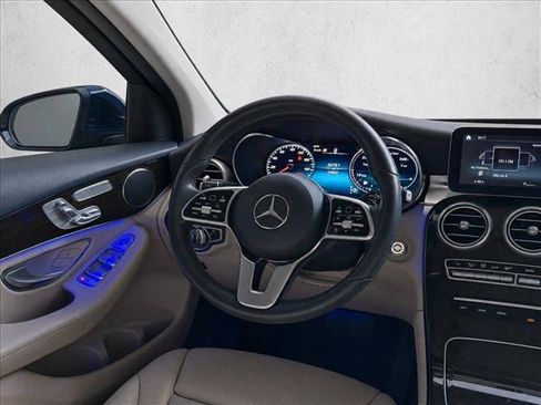 Used 2022 Mercedes-Benz GLC 300 image 21