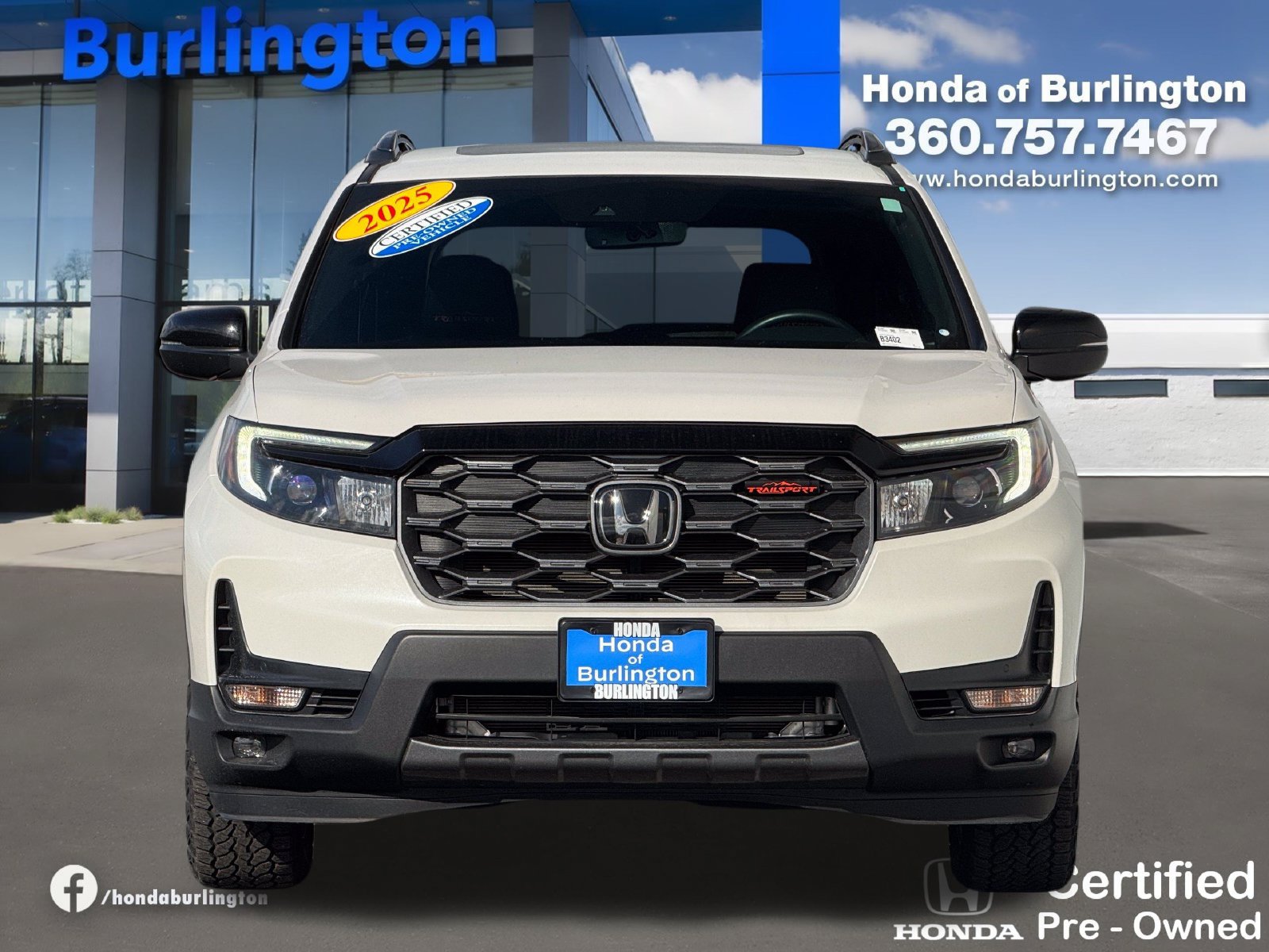Used 2025 Honda Passport TrailSport image 11