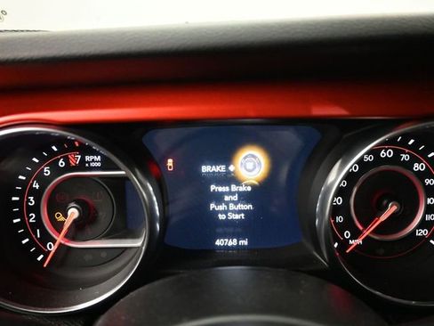Used 2020 Jeep Gladiator Rubicon AWD/4WD image 11