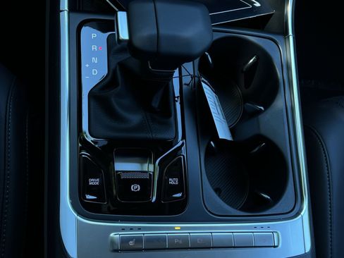New 2026 Kia Carnival EX FWD image 50